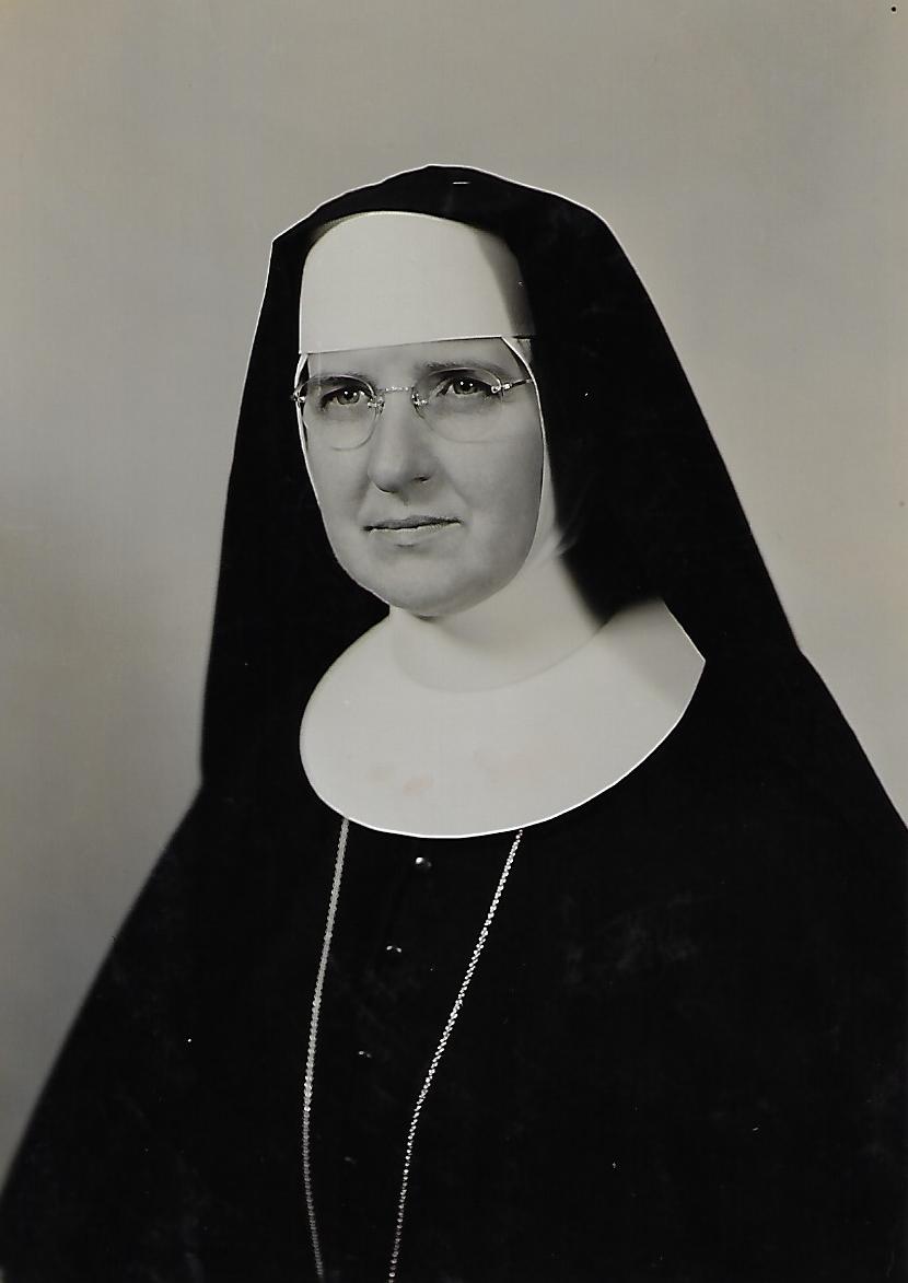 Mother Hildegarde Arnold (1889-1965) - Adorers of the Blood of Christ